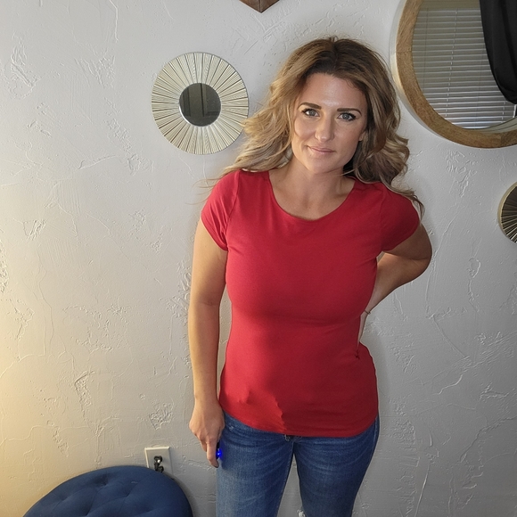 Express Tops - Express open back tee